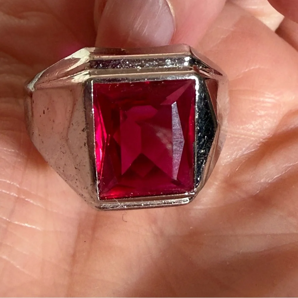 Vargas Art deco 1940’s antique Sterling silver emerald cut red ruby Signet Ring - Picture 14 of 17